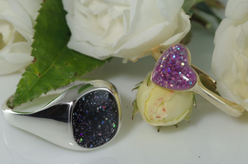 Heart & signet rings (Large)