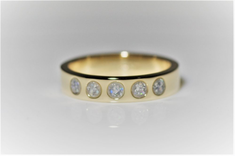 Crystallure-Band-Ring-4mm-Gold-Opal